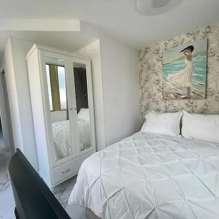 New Attic With Terrace And Air Conditioning At Canteras Parking Optional Apartman
