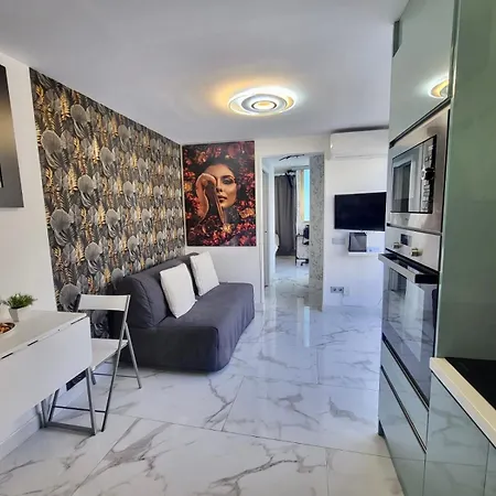 Apartman New Attic With Terrace And Air Conditioning At Canteras Parking Optional *