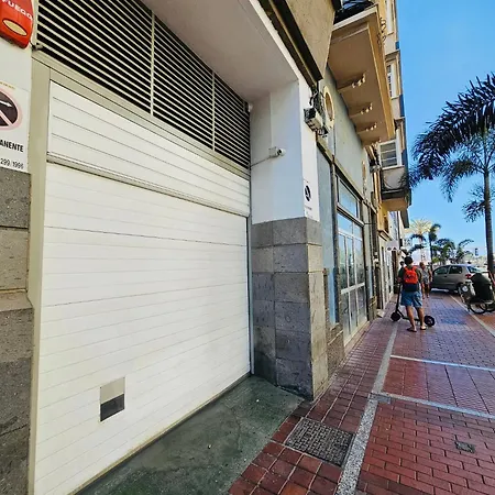 Apartament New Attic With Terrace And Air Conditioning At Canteras Parking Optional