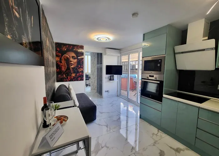 아파트 New Attic With Terrace And Air Conditioning At Canteras Parking Optional *