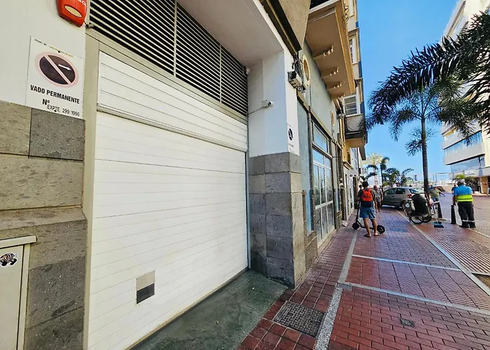 아파트 New Attic With Terrace And Air Conditioning At Canteras Parking Optional