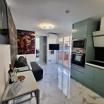Apartmán New Attic With Terrace And Air Conditioning At Canteras Parking Optional *