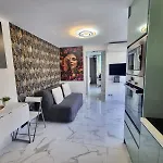 Apartmán New Attic With Terrace And Air Conditioning At Canteras Parking Optional *